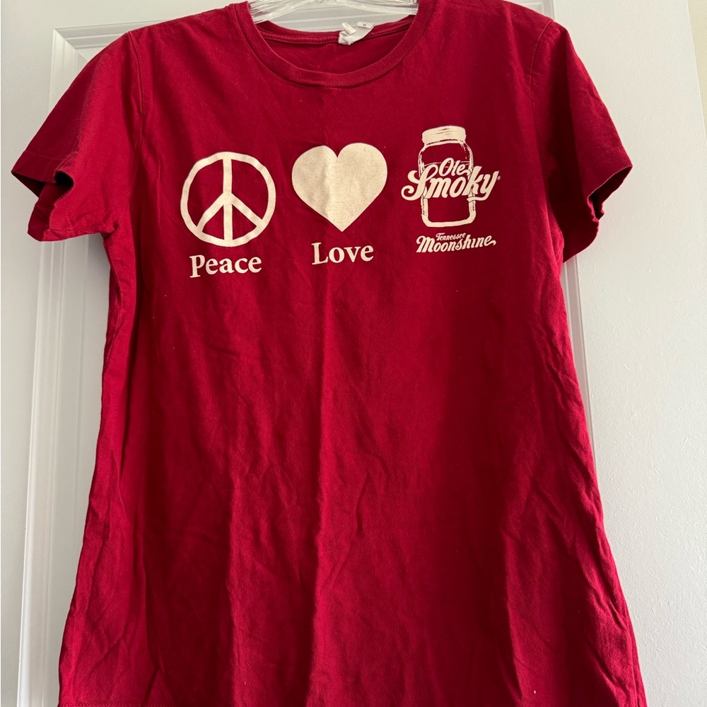 Peace, Love, Ole Smoky Tennessee Moonshine Women’s Red Graphic T-Shirt Size XL